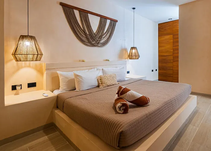 2 Bedrooms, Rooftop & Pool At La Veleta * Tulum