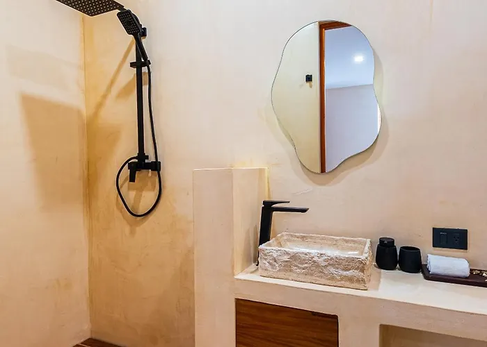 2 Bedrooms, Rooftop & Pool At La Veleta Tulum