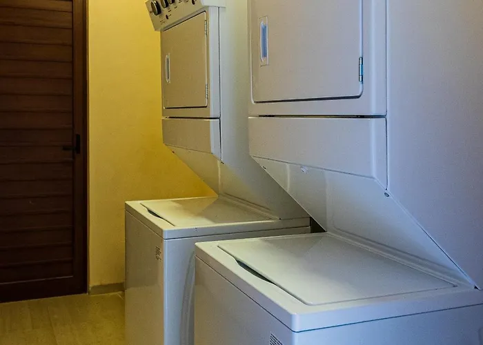 2 Bedrooms, Rooftop & Pool At La Veleta Apartamento